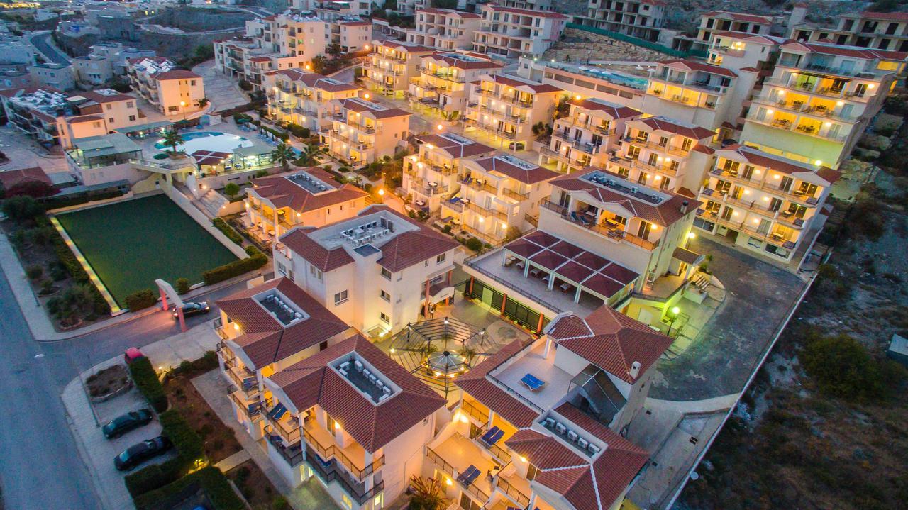 Paradise Kings Club Klorakas Exterior photo