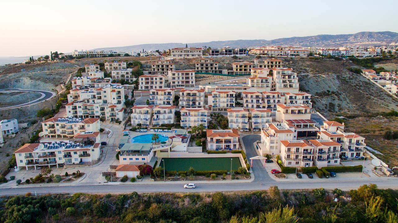 Paradise Kings Club Klorakas Exterior photo